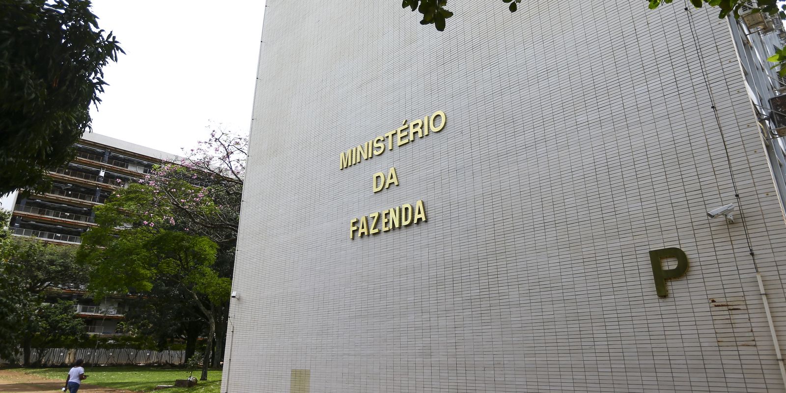 Regulamento CBS e IBS: Participe da Consulta até 31 de Maio