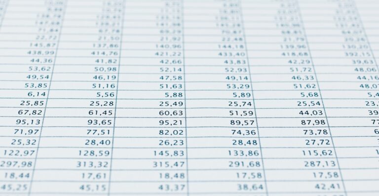 Transparência salarial: empresa atualizando dados no Portal Emprega Brasil